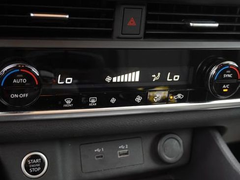 Used 2023 Nissan Rogue SV FWD image 25