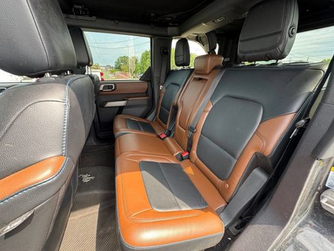 Used 2022 Ford Bronco Outer Banks AWD/4WD image 25