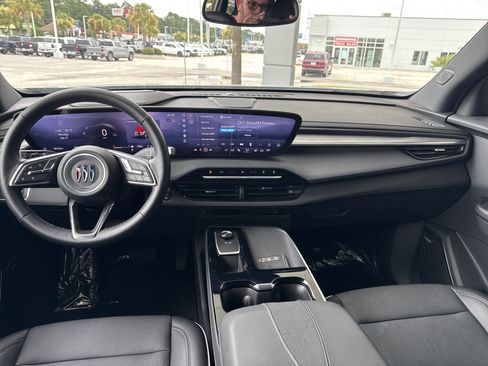 Used 2026 Buick Enclave Preferred FWD image 26
