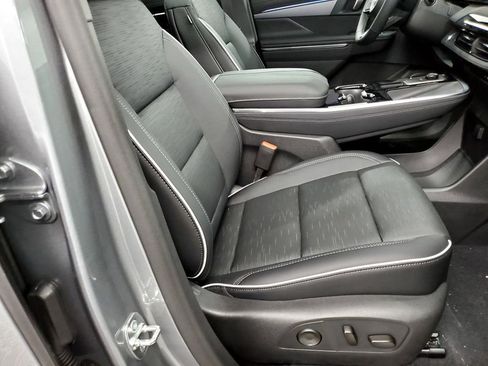 New 2026 Buick Enclave Sport Touring w/ Power Package image 19