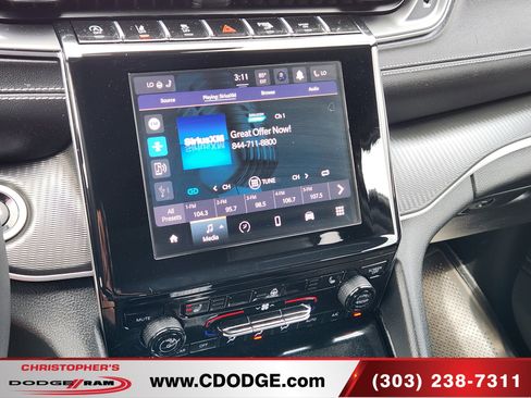 Used 2023 Jeep Grand Cherokee L Laredo AWD/4WD image 11