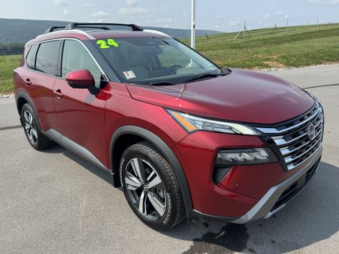 Used 2024 Nissan Rogue SL w/ SL Premium Package AWD/4WD image 1