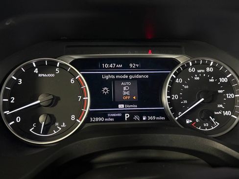 Used 2025 Nissan Rogue SV FWD image 13