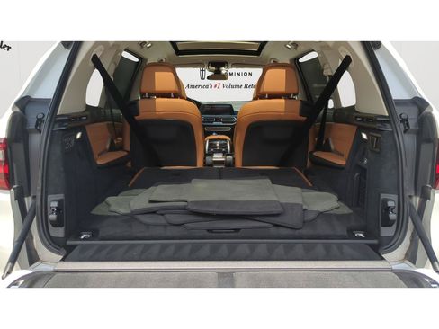 Used 2021 BMW X7 xDrive40i w/ Executive Package AWD/4WD image 22