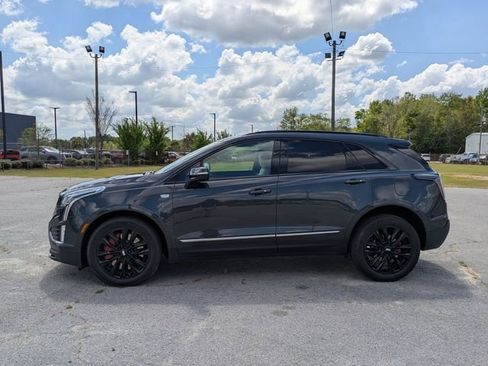 Used 2022 Cadillac XT5 Sportv image 6