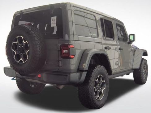 Used 2022 Jeep Wrangler Unlimited Rubicon 4xe w/ Cold Weather Group AWD/4WD image 2