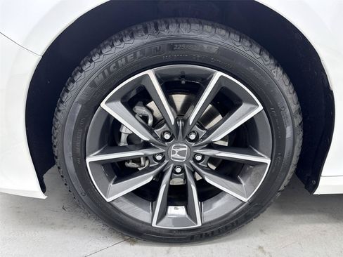 Used 2021 Honda Accord EX-L image 10