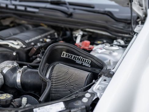 Used 2009 Pontiac G8 GXP RWD image 16