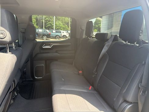 Certified 2022 Chevrolet Silverado 1500 LT AWD/4WD image 30