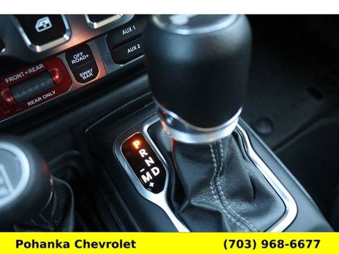 Used 2024 Jeep Wrangler Rubicon w/ Technology Group image 22