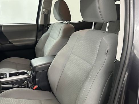 Used 2019 Toyota Tacoma SR5 image 13
