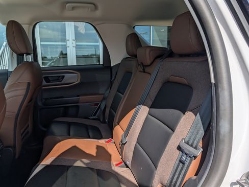 Used 2025 Ford Bronco Sport Outer Banks w/ Outer Banks Tech Package+ AWD/4WD image 9