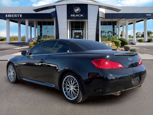 Used 2014 INFINITI Q60 Convertible w/ Premium Package RWD image 8