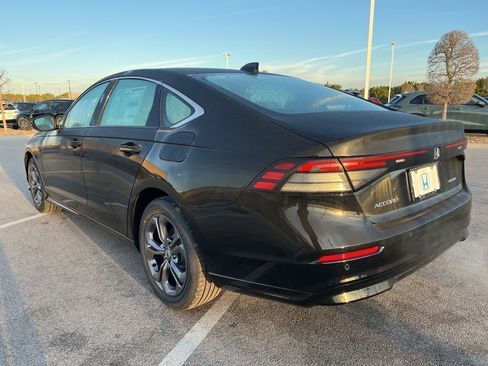 New 2026 Honda Accord EX-L image 4