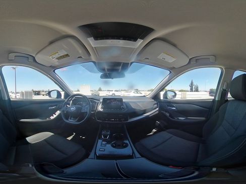 Used 2025 Nissan Rogue SV FWD image 43