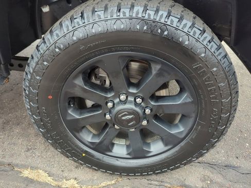 Used 2022 RAM 2500 Laramie w/ Night Edition image 13