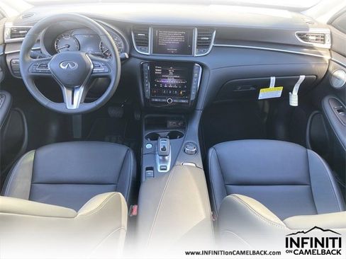New 2025 INFINITI QX50 Luxe image 15