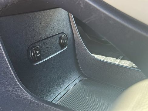 Used 2024 Hyundai Palisade Limited FWD image 29