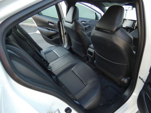 Used 2020 Toyota Corolla XSE image 34