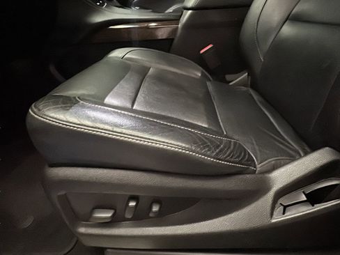 Used 2017 Chevrolet Tahoe LT w/ LT Signature Package image 10