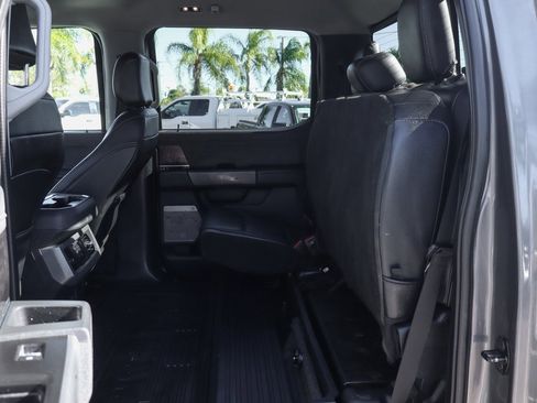 Used 2023 Ford F350 Lariat w/ Tow Technology Package image 40