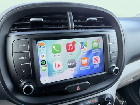 Used 2022 Kia Soul LX w/ Technology Package image 64