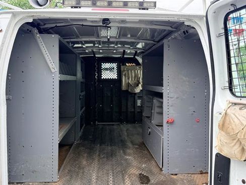 Used 2013 Ford E-350 and Econoline 350 Super Duty w/ Commercial Cargo Van Pkg RWD image 13