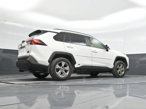 Used 2024 Toyota RAV4 XLE w/ Convenience Package image 39