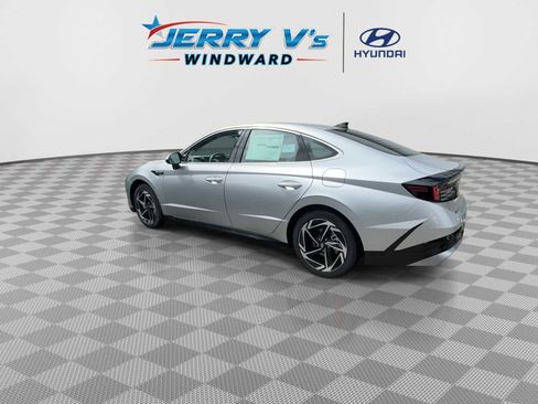 New 2026 Hyundai Sonata SEL FWD image 6