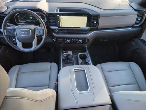 Used 2022 GMC Sierra 1500 SLT w/ SLT Premium Plus Package image 28