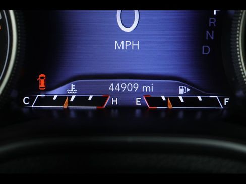 Used 2019 Jeep Cherokee Limited image 25