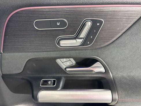 Used 2023 Mercedes-Benz GLA 250 4MATIC image 17