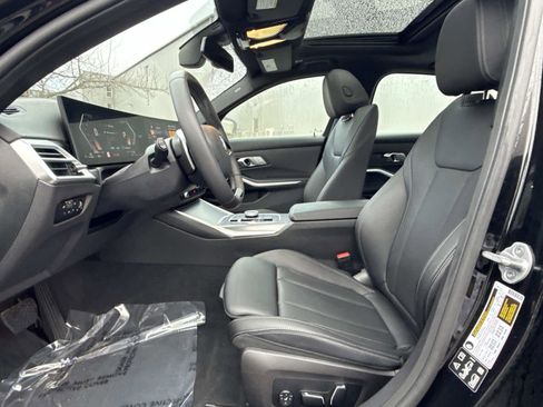 Certified 2025 BMW 330i xDrive Sedan w/ Premium Package image 14