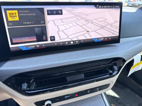 New 2026 BMW 330i xDrive Sedan w/ Premium Package image 26