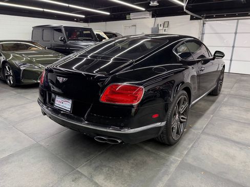 Used 2017 Bentley Continental GT image 7