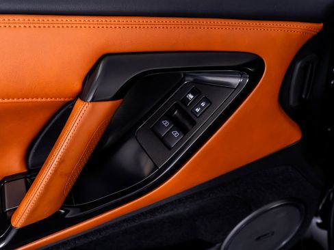 Used 2021 Nissan GT-R Premium image 41