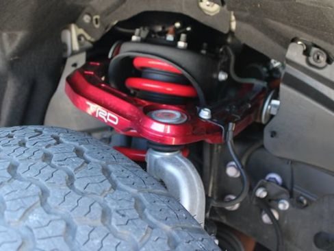 Used 2024 Toyota Tacoma TRD Pro AWD/4WD image 17