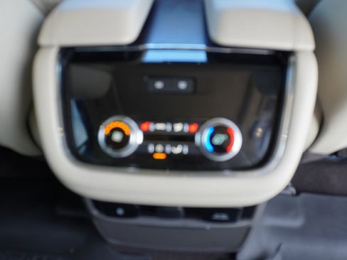 Used 2020 Lincoln Navigator Reserve w/ Luxury Package image 28