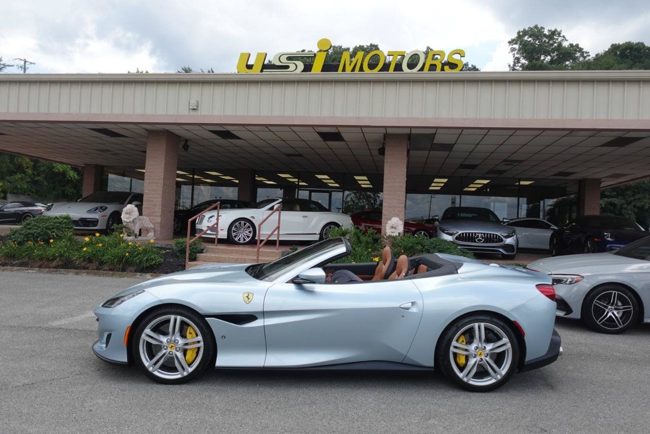 Used 2019 Ferrari Portofino RWD image 8