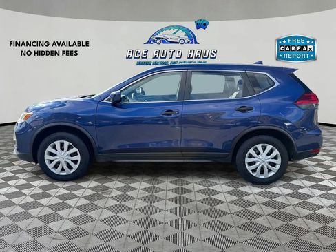 Used 2017 Nissan Rogue S image 4