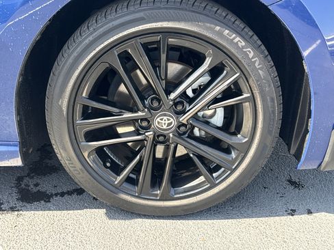 Used 2025 Toyota Camry SE w/ Multimedia Upgrade Package image 12