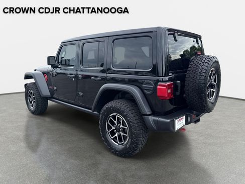 Used 2024 Jeep Wrangler Unlimited Rubicon w/ Technology Group AWD/4WD image 6