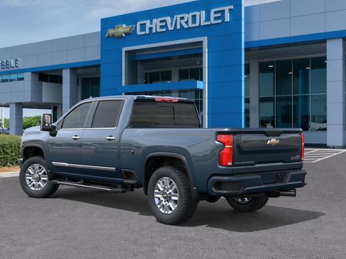 New 2026 Chevrolet Silverado 2500 High Country AWD/4WD image 3