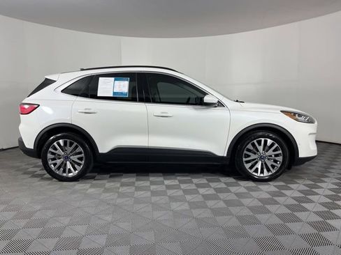 Used 2021 Ford Escape Titanium w/ Class II Trailer Tow Package image 12