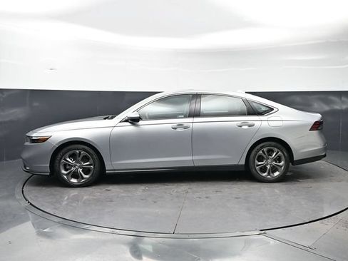 Used 2024 Honda Accord EX image 8