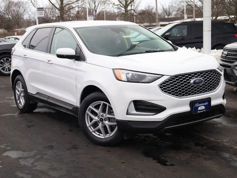 Certified 2024 Ford Edge SEL image 2