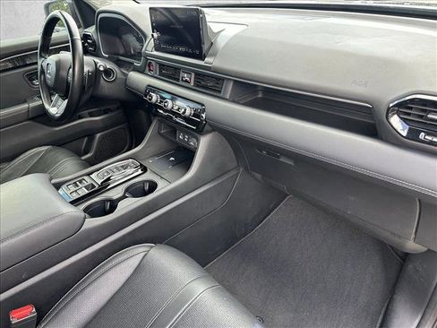 Used 2023 Honda Pilot Elite image 28