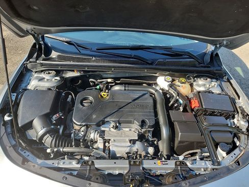 Used 2023 Chevrolet Malibu LT FWD image 27