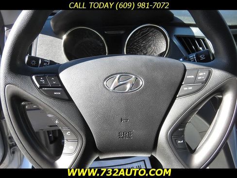 Used 2011 Hyundai Sonata Hybrid image 25