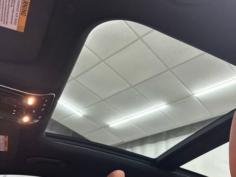 Certified 2025 Mercedes-Benz GLC 300 image 22